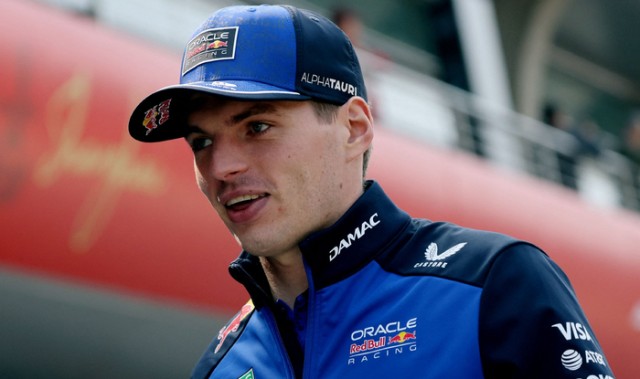 开云官网-维斯塔潘现身上海国际赛车场备战2026F1中国大奖赛|体育比赛_新浪娱乐_新浪新闻