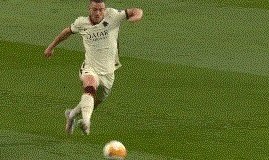 开云-【欧联】B费+卡瓦尼均2射2传 曼联被反超后6比2罗马